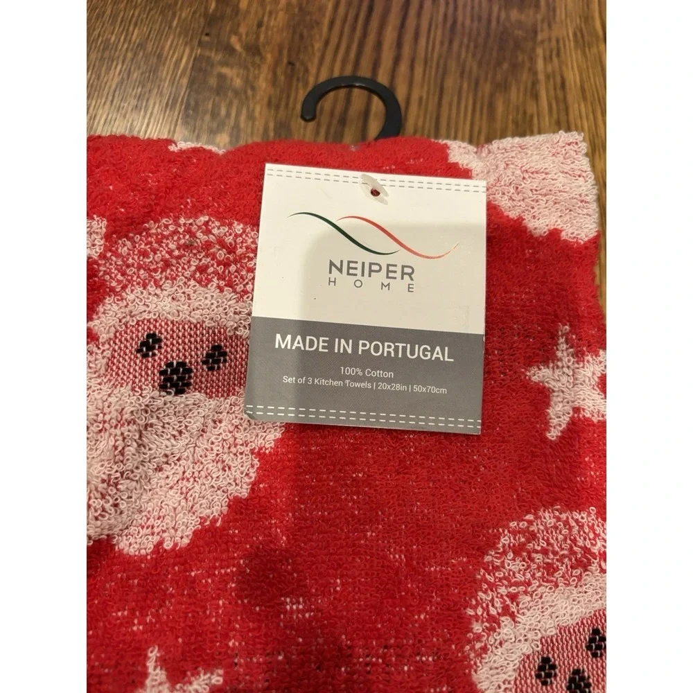 Santa‎ Claus Kitchen Towels Set Of 3 NWT 100% Cotton Red White Christmas